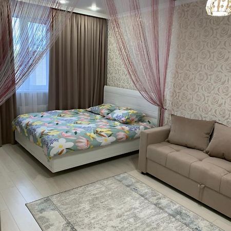 1 Комнатная Квартира อัสตานา ภายนอก รูปภาพ